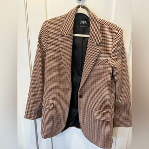 Zara Women’s Checkered Blazer